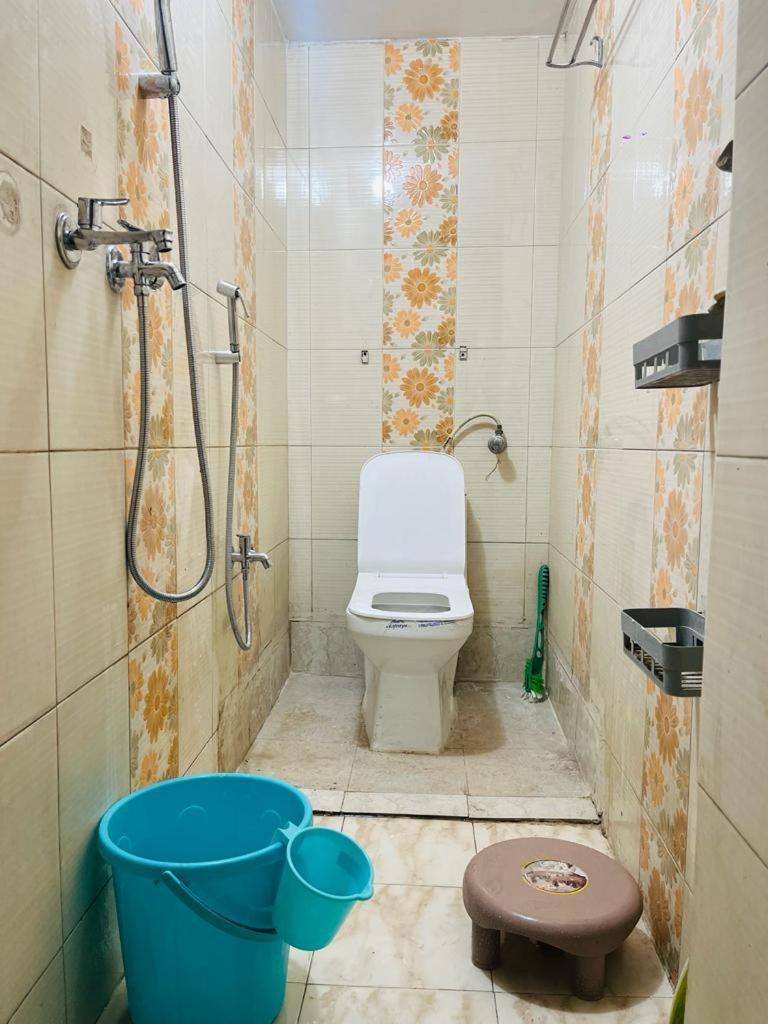 Saroja Paying Guest House Varanasi Exterior photo